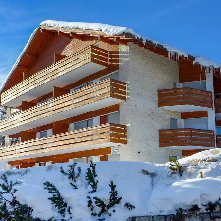 Apartment La Rocca A-B-C-D 아파트