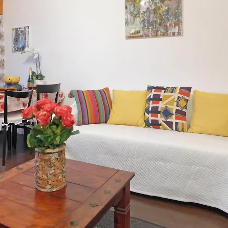Apartment La Rocca A-B-C-D 아파트